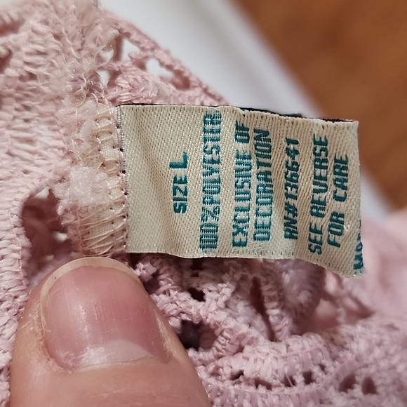 NWOT - Long lace vest - Picture 3 of 4